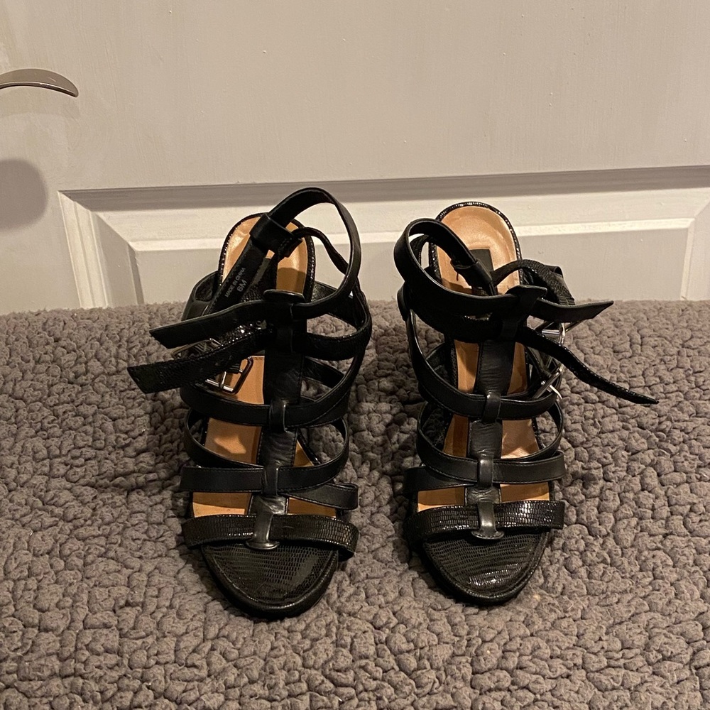 ANN TAYLOR SHOES